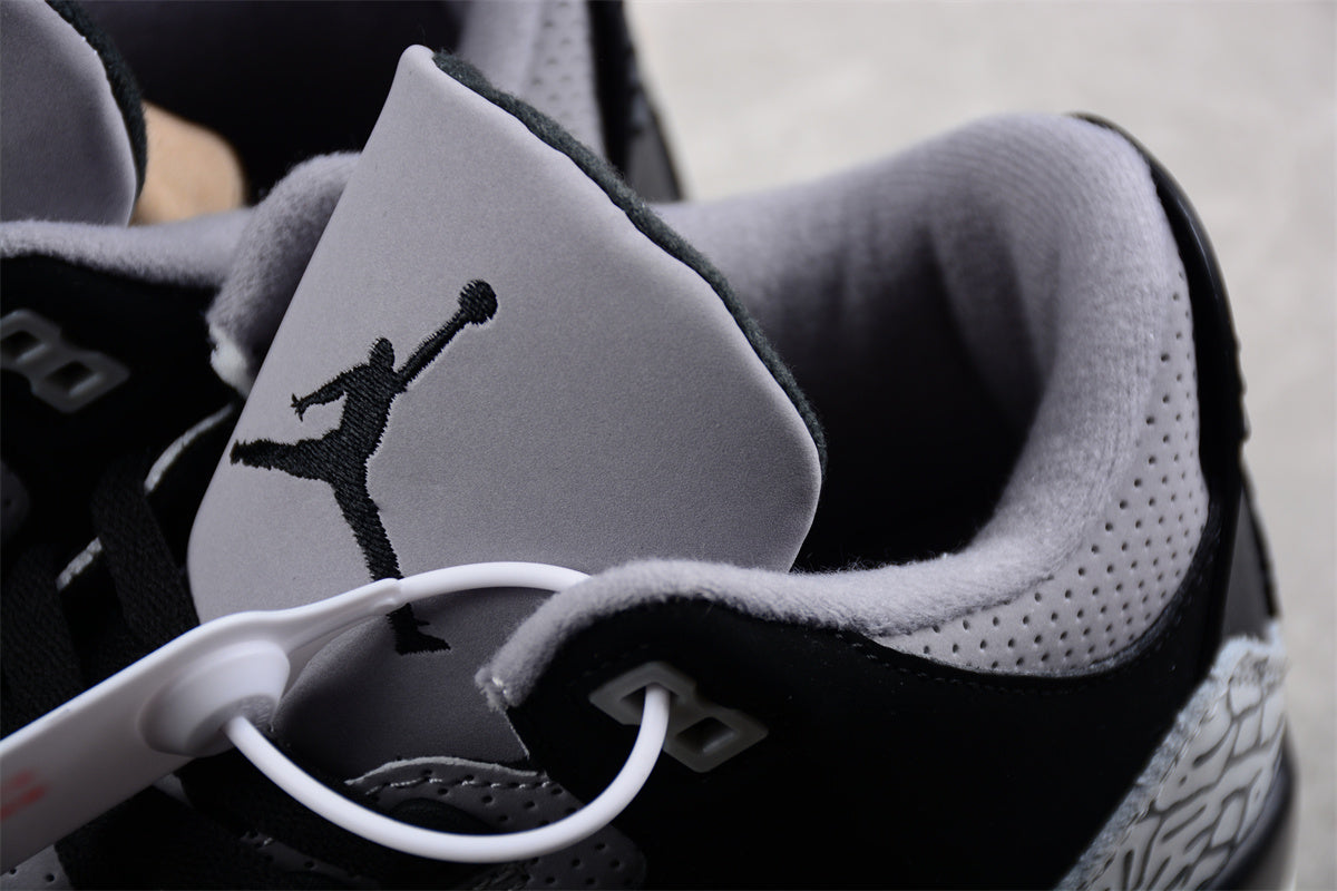 Jordan 3s Black Off noir
