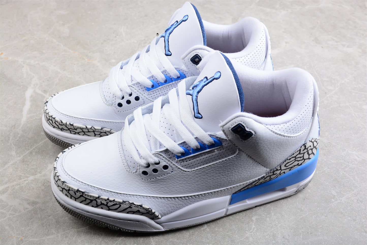 Jordan 3s North Carolina blue