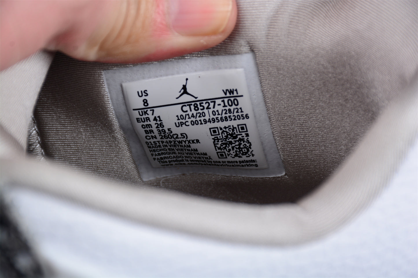 Air Jordan 4 Retro 'White Oreo'