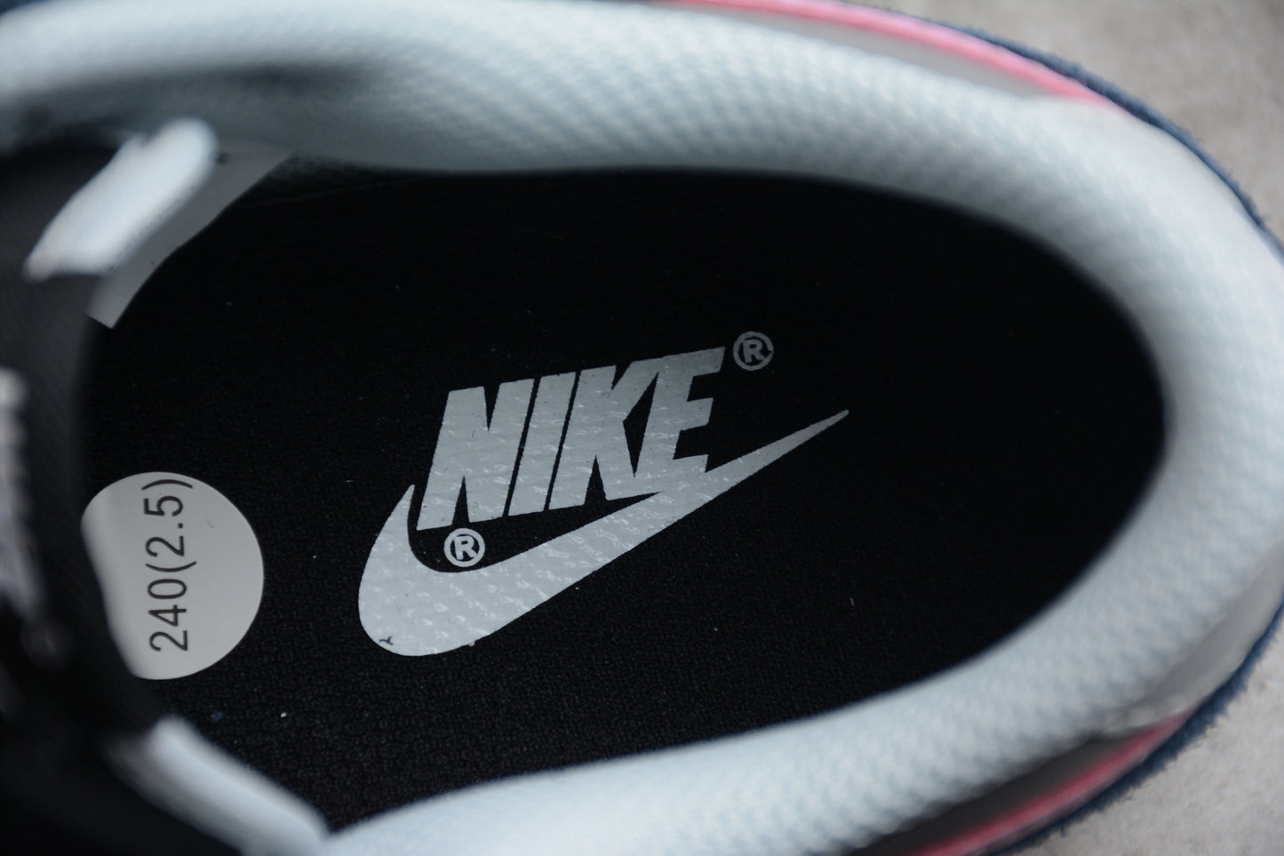SB Dunks pink flower custom