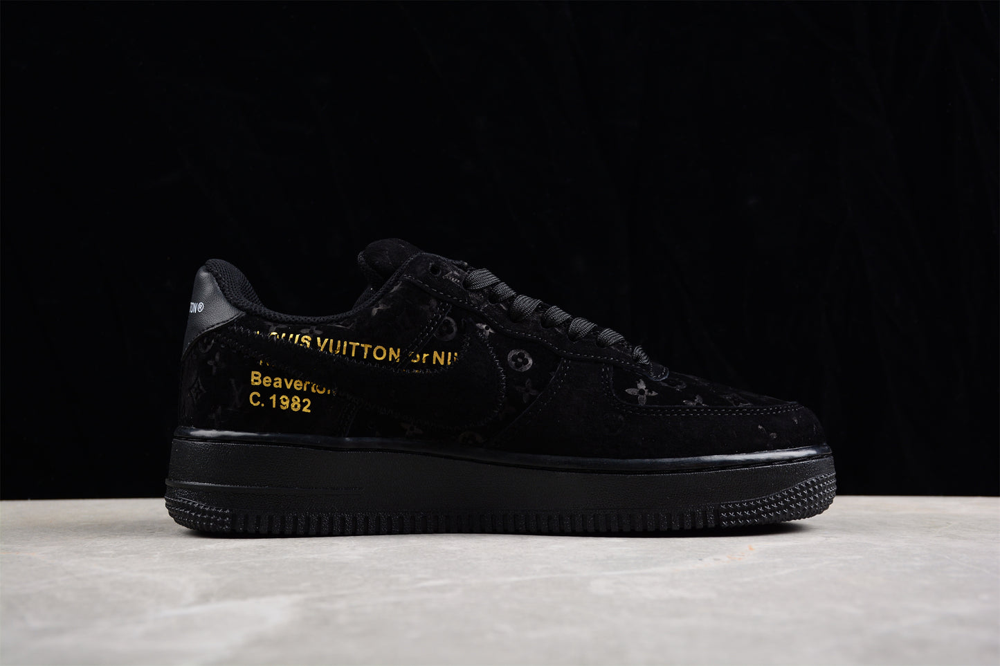 air forces x LV | black custom