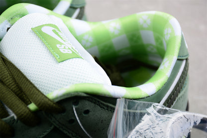SB Dunks green lobster