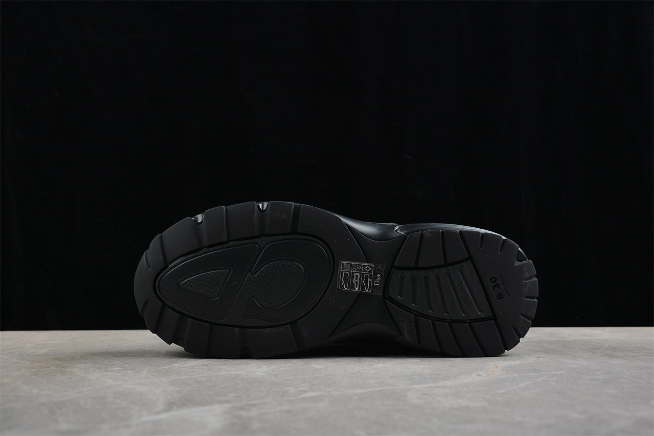 Dior B30 | triple black