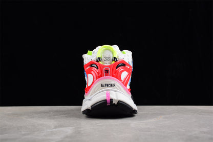 Balenciaga Runner Trainers | White and blue