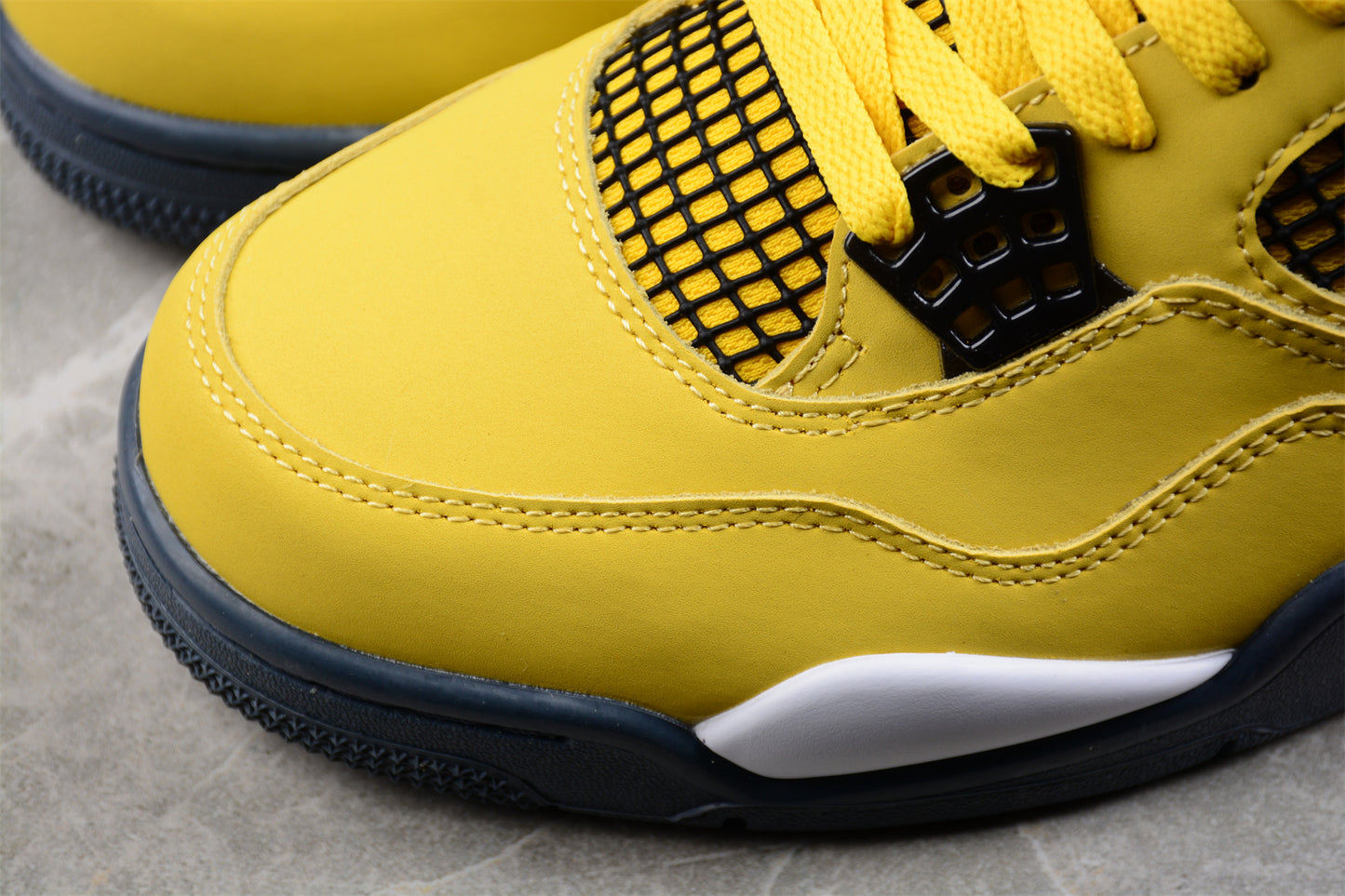 Air Jordan 4 Retro GS 'Lightning' 2021