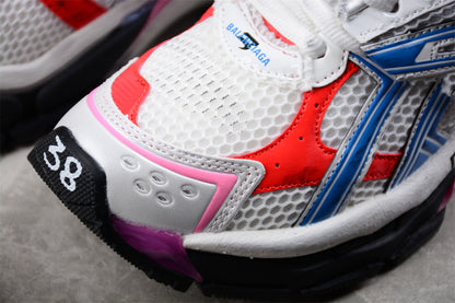 Balenciaga Runner Trainers | White and blue