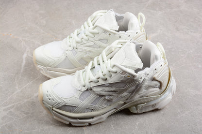 Balenciaga Runner Trainers | B1 9000 white