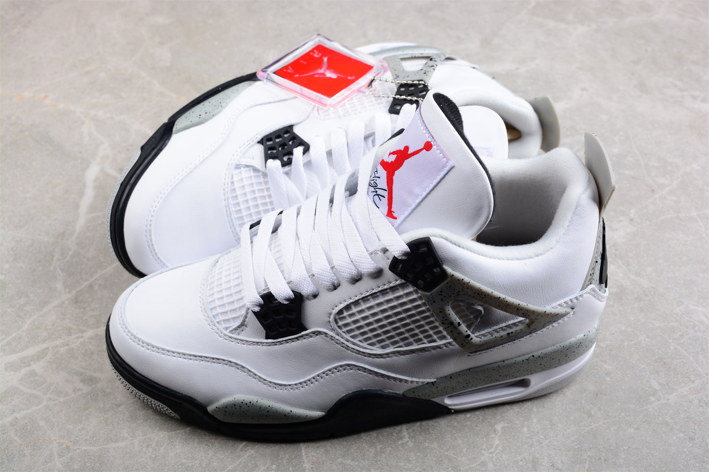 Air Jordan Retro 4 OG 'White Cement'