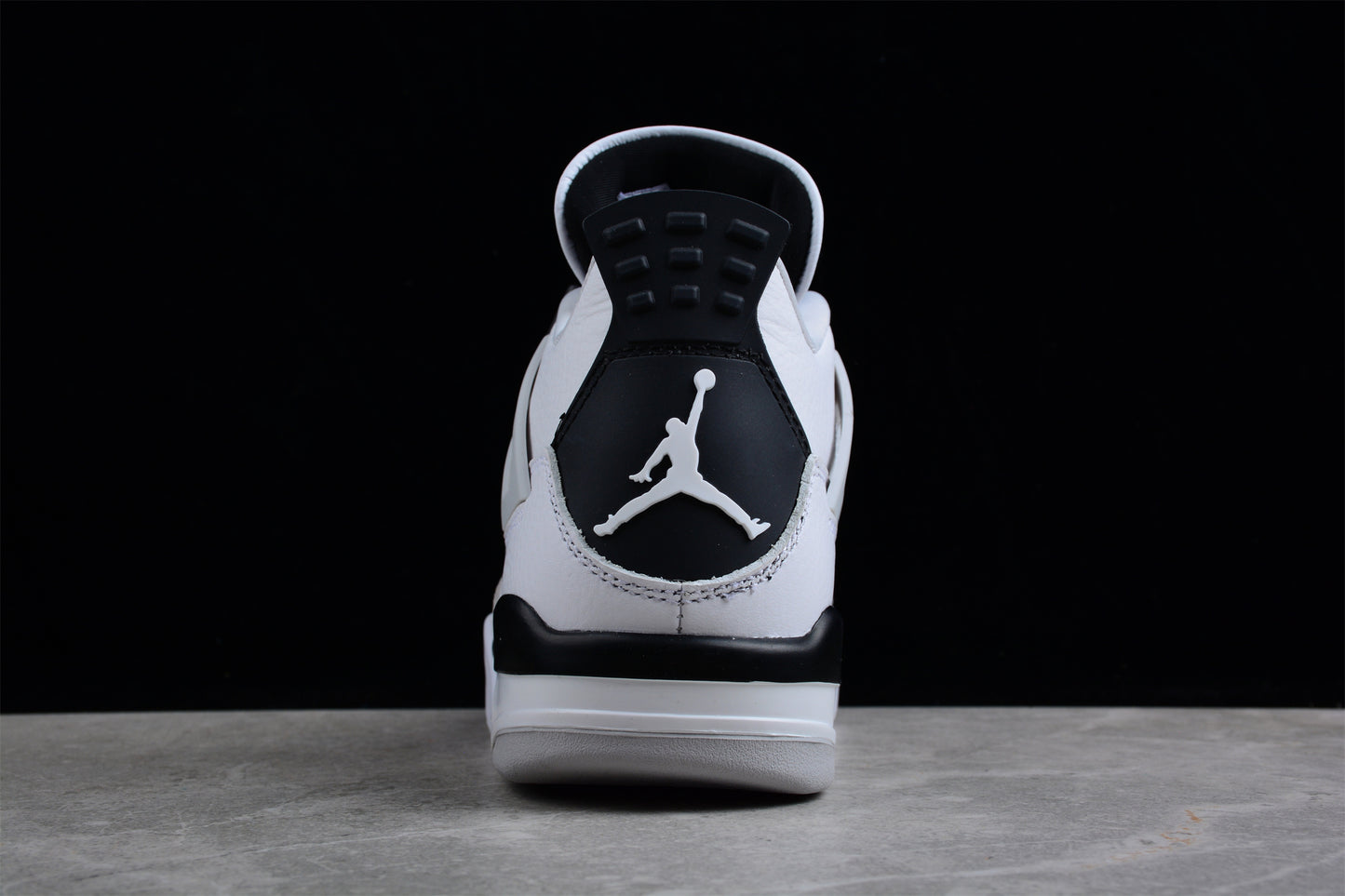 Air Jordan 4 Retro 'Military Black' | White