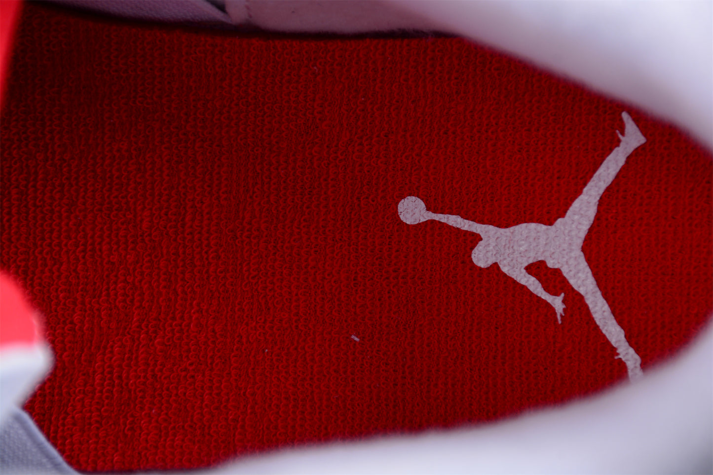 Jordan 3s Hurricane white red