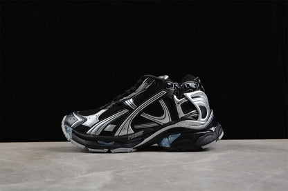 Balenciaga Runner Trainers | Grey black