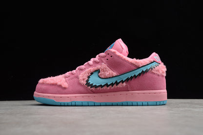 SB Dunks Grateful dead bear pink