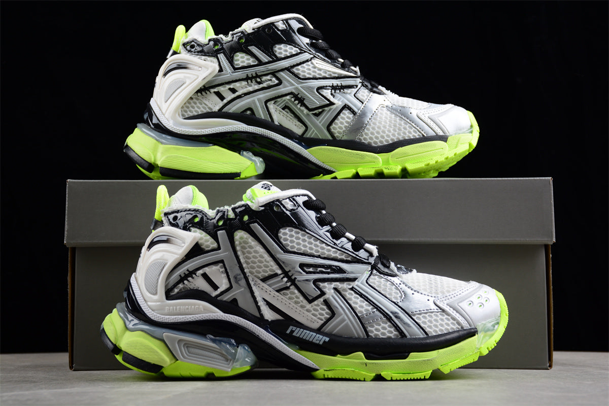 Balenciaga Runner Trainers | Gray green