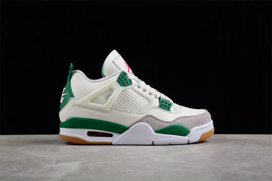 Nike SB x Air Jordan 4 Retro SP 'Pine Green'