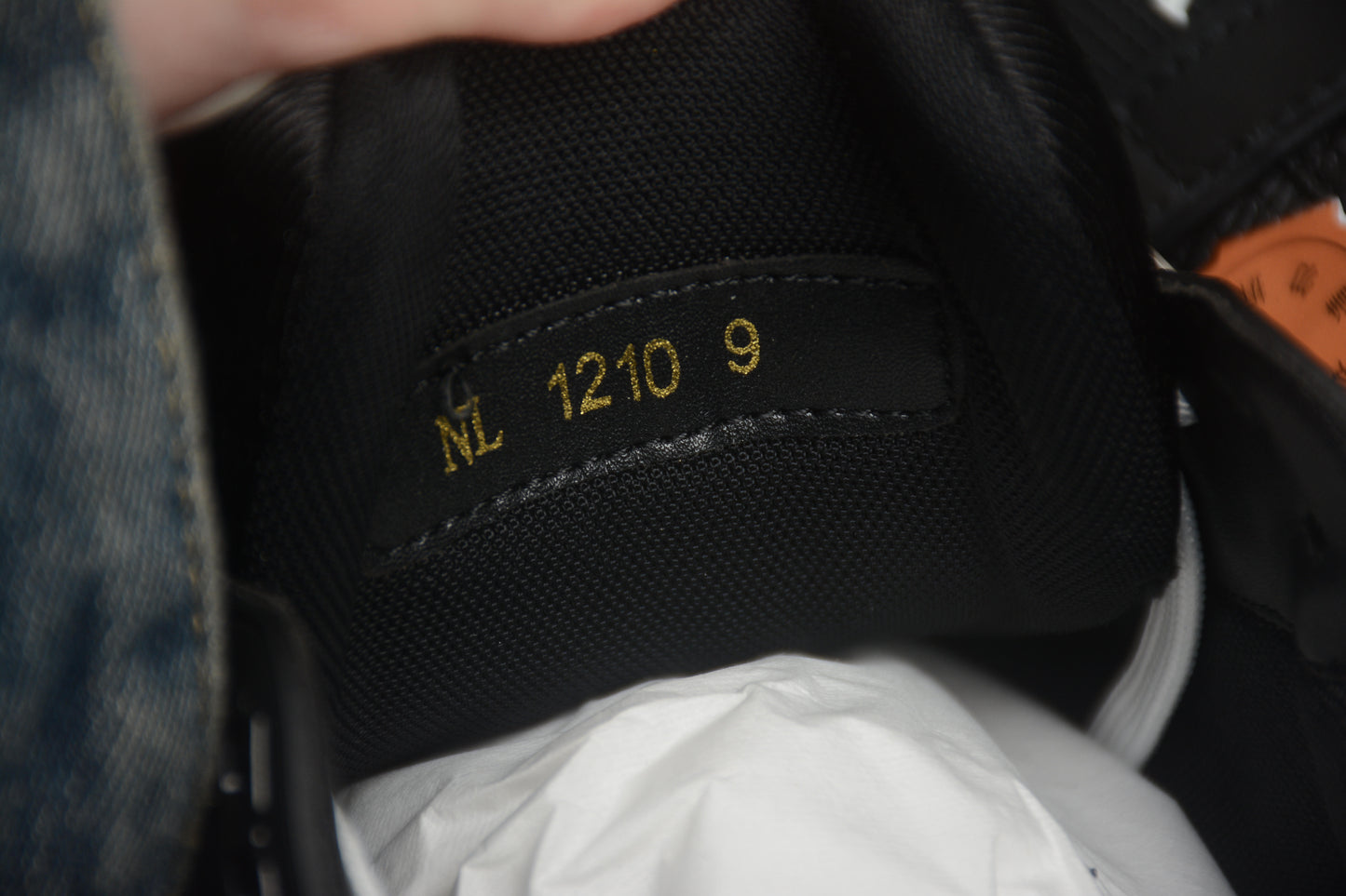 LV Trainers Pure black