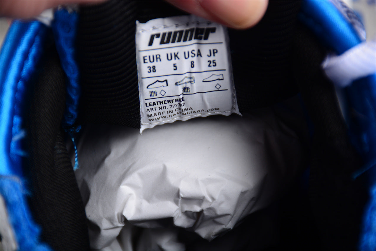 Balenciaga Runner Trainers | Blue and white