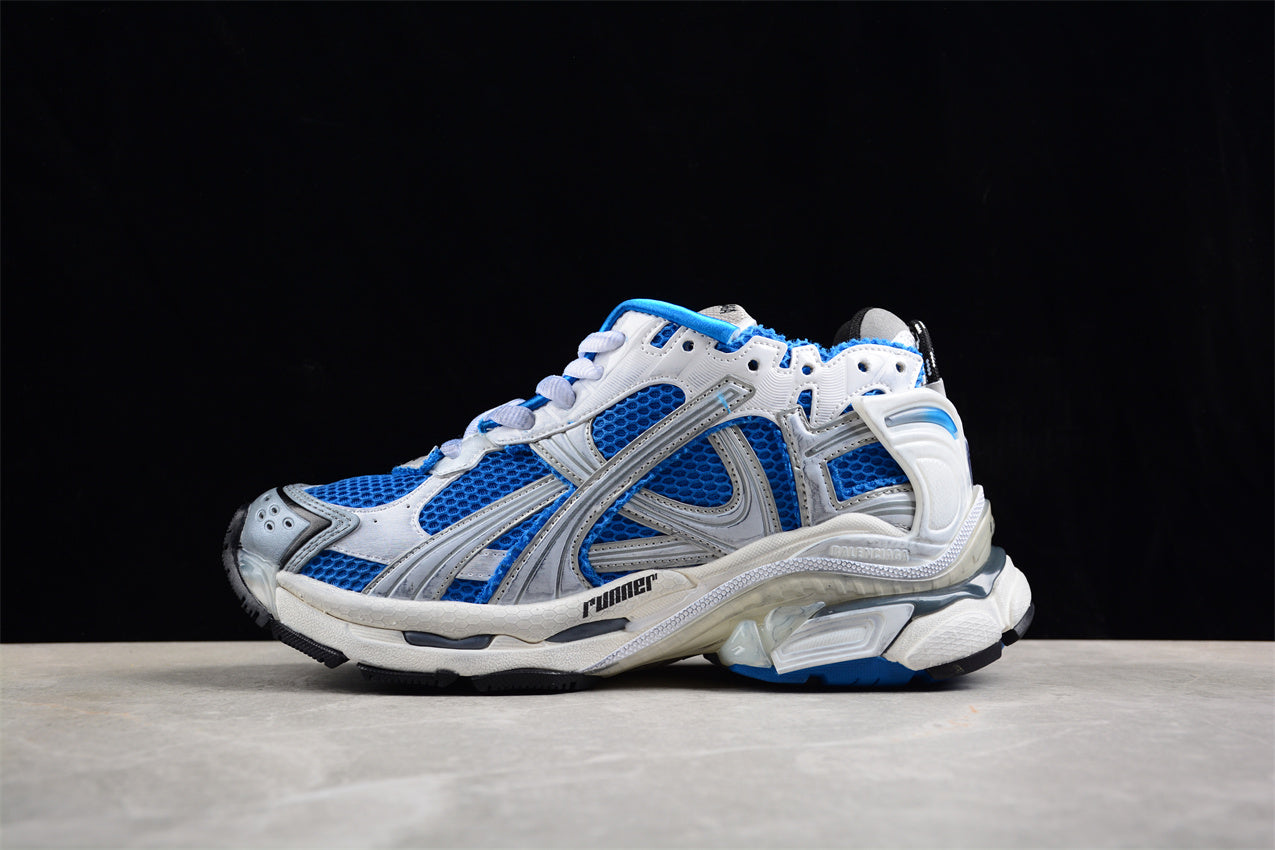Balenciaga Runner Trainers | Blue and white