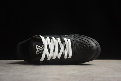 LV Trainers Pure black