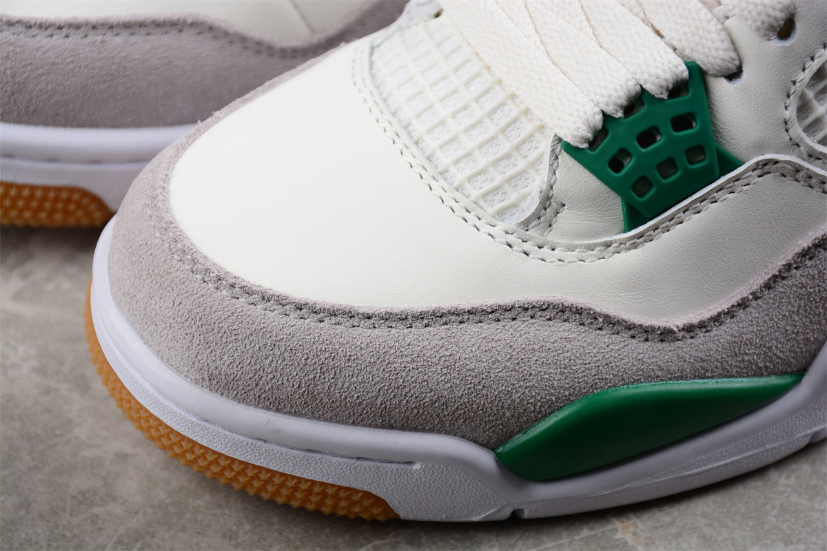 Nike SB x Air Jordan 4 Retro SP 'Pine Green'