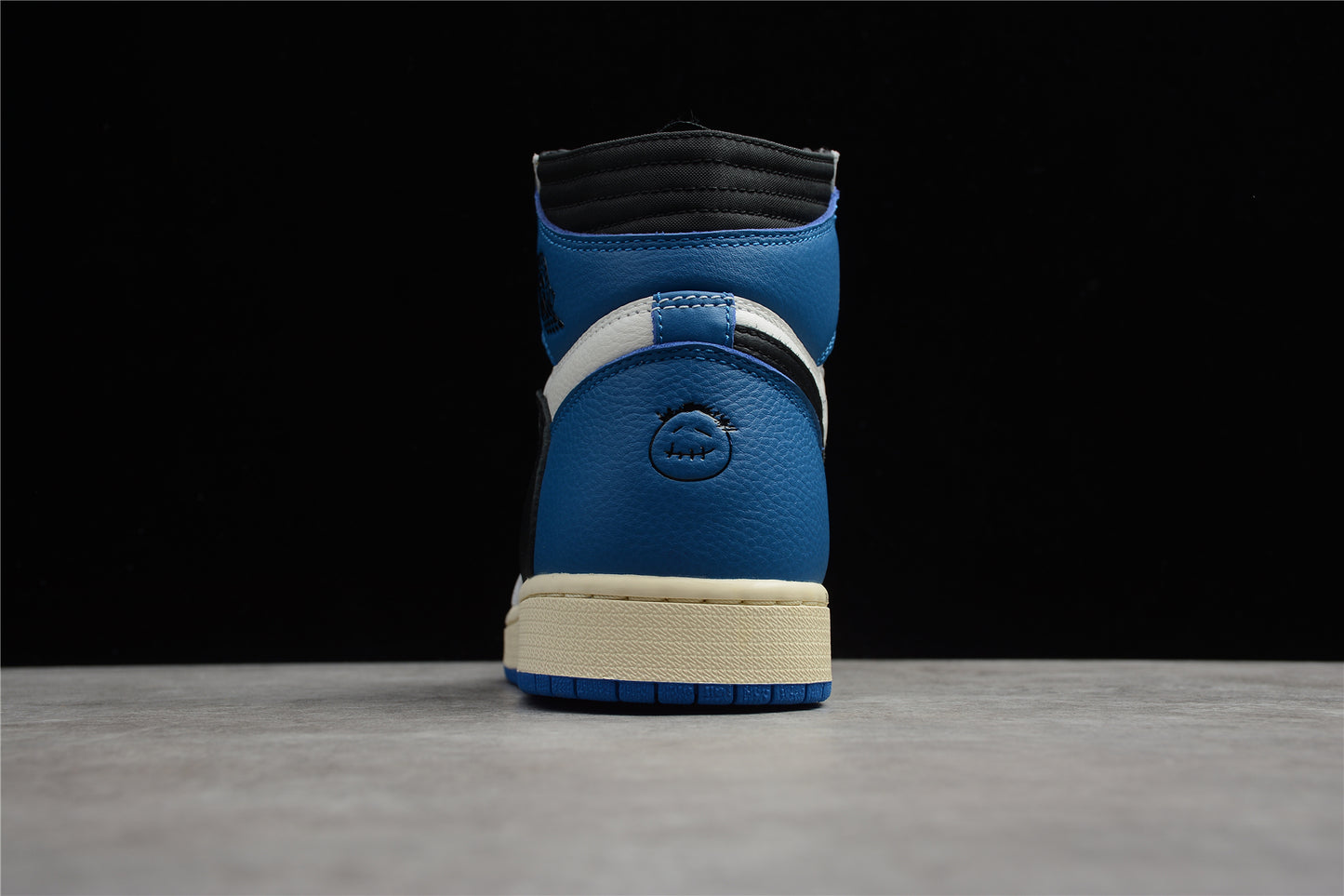 Jordan 1s X fragment X travis scott
