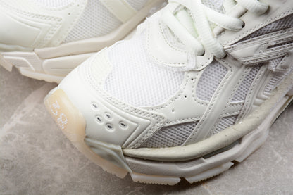 Balenciaga Runner Trainers | B1 9000 white