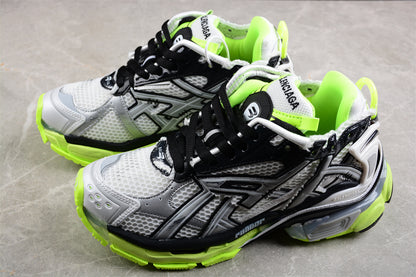Balenciaga Runner Trainers | Gray green