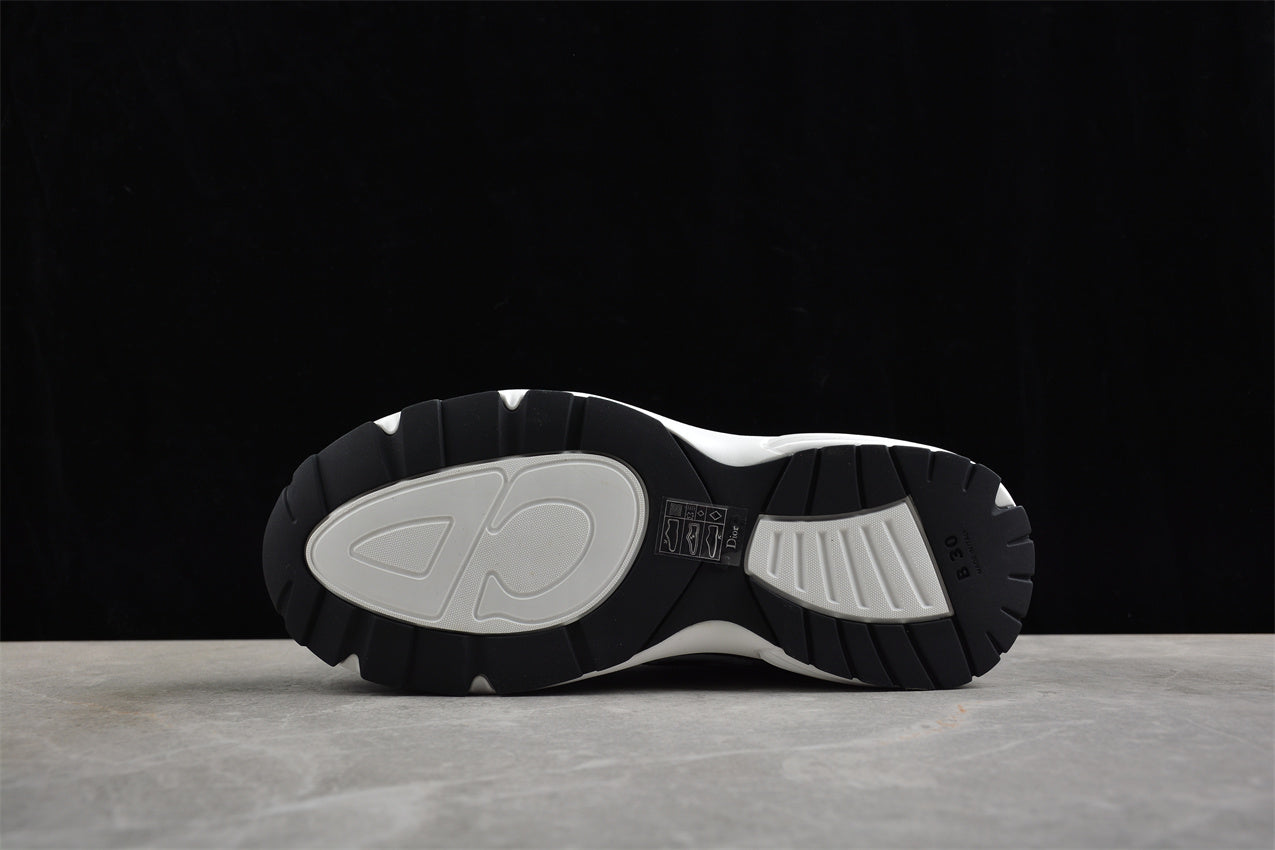 Dior B30 | black and white