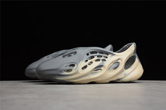 Yeezy foam runners beige paint and grey