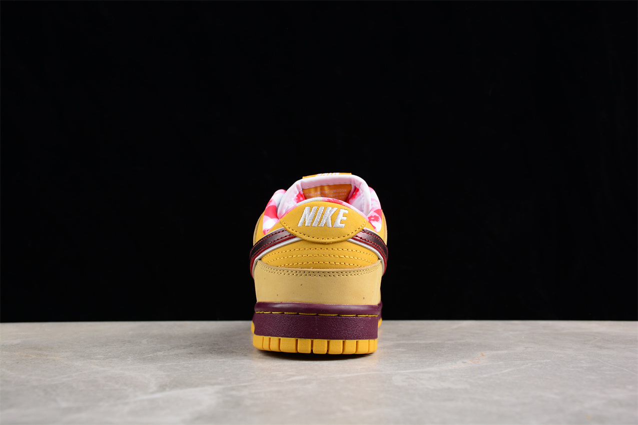 SB Dunks Yellow lobster custom