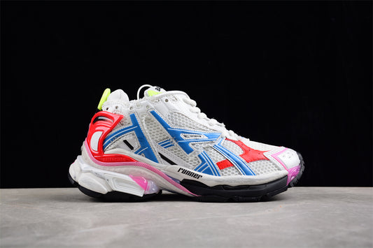 Balenciaga Runner Trainers | White and blue