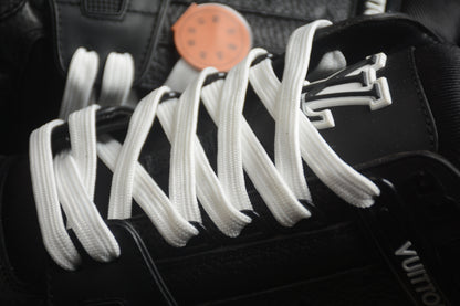 LV Trainers Pure black
