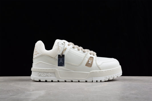 LV Trainers pure white