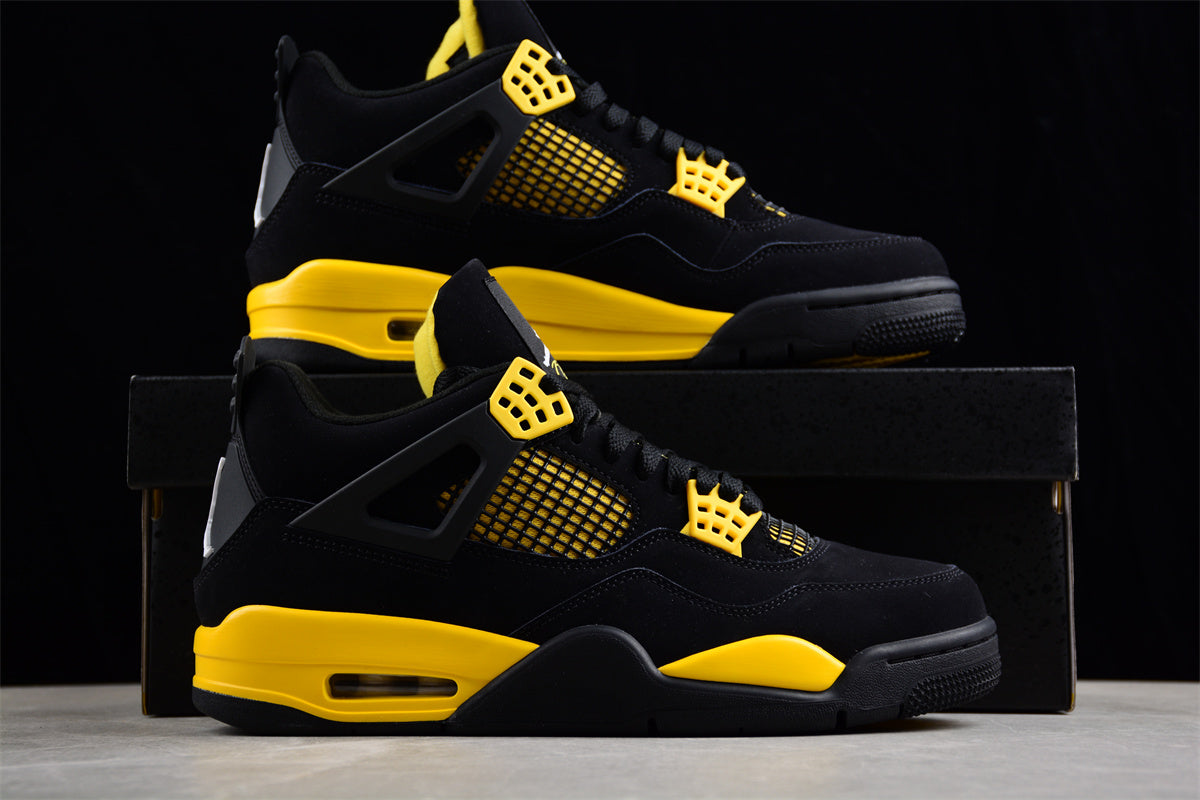 Air Jordan 4 Thunder GS (2023)