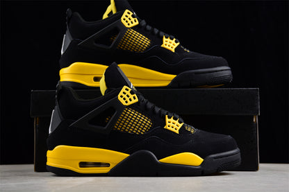 Air Jordan 4 Thunder GS (2023)