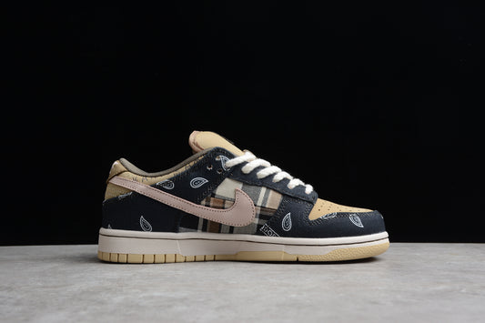 SB Dunks cashew flower x Travis scott