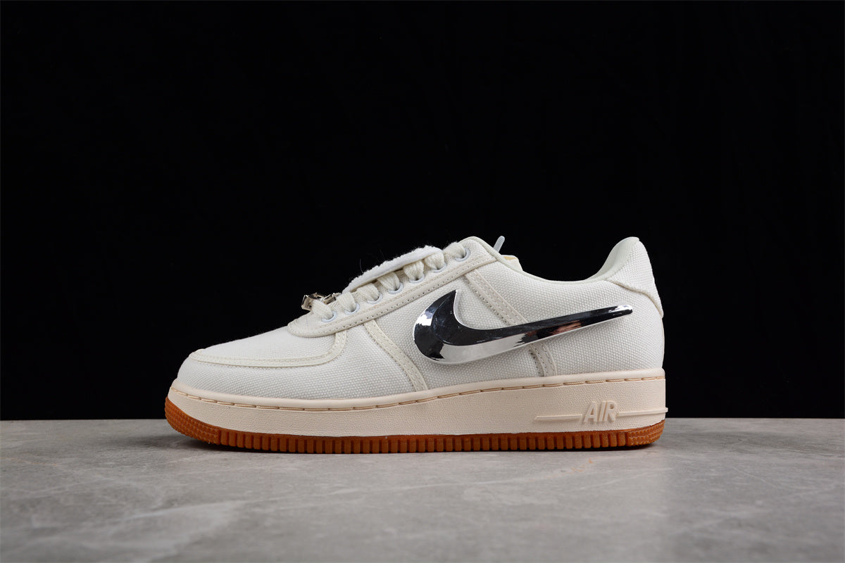 Air forces x travis scott