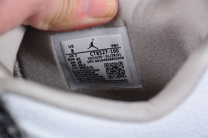 Air Jordan 4 Retro 'White Oreo'