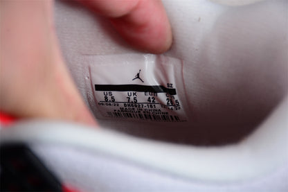 Air Jordan 4 Retro OG 'Fire Red' 2020
