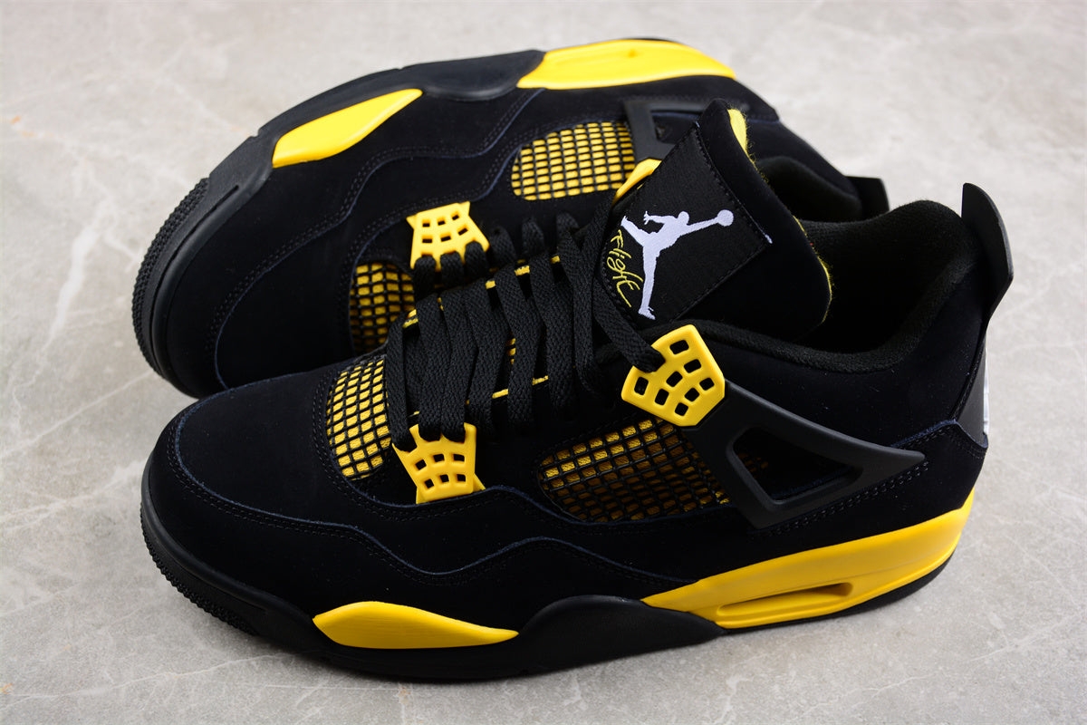 Air Jordan 4 Thunder GS (2023)