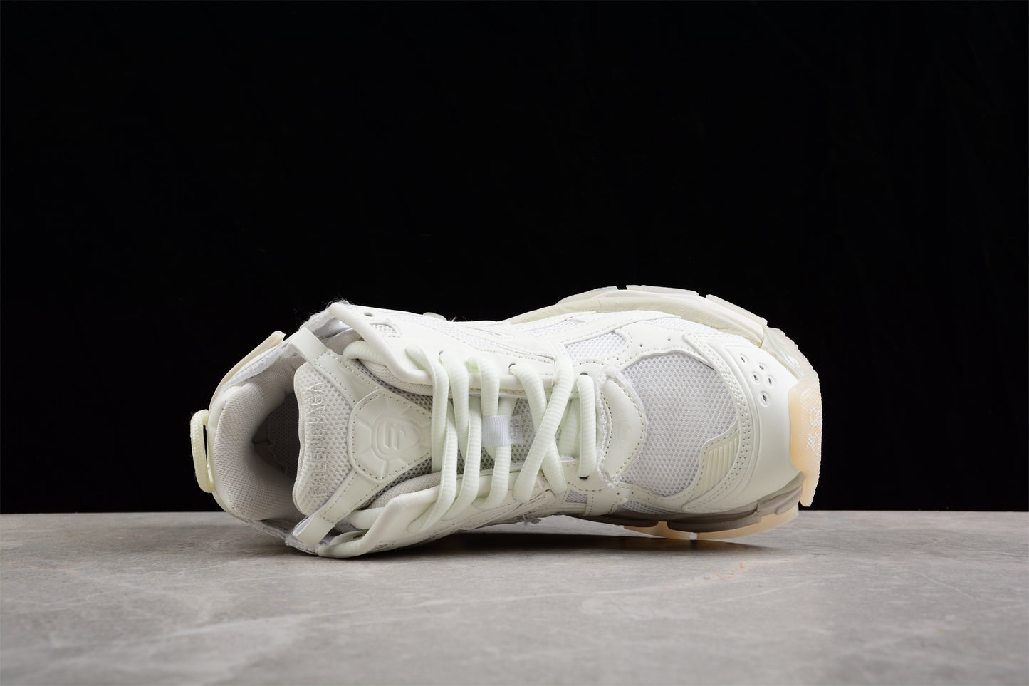 Balenciaga Runner Trainers | B1 9000 white