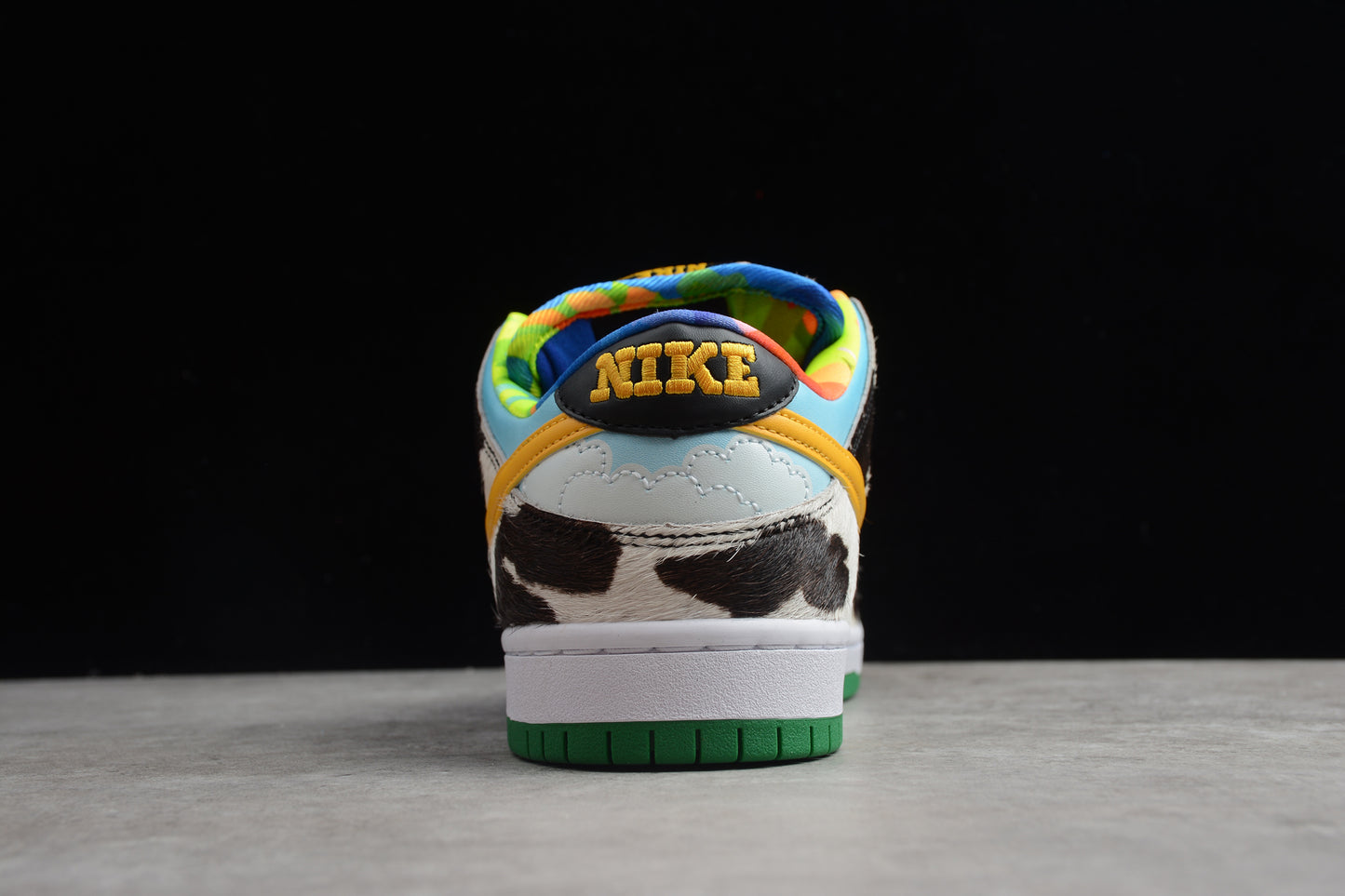 SB Dunks dairy cow