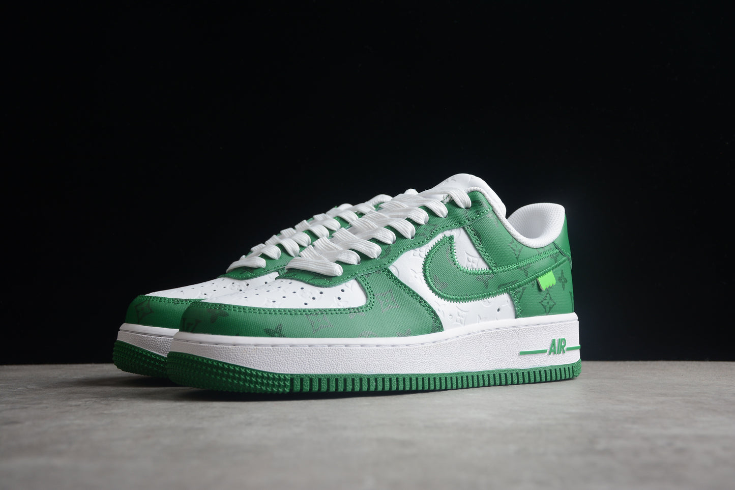 air forces x LV | green