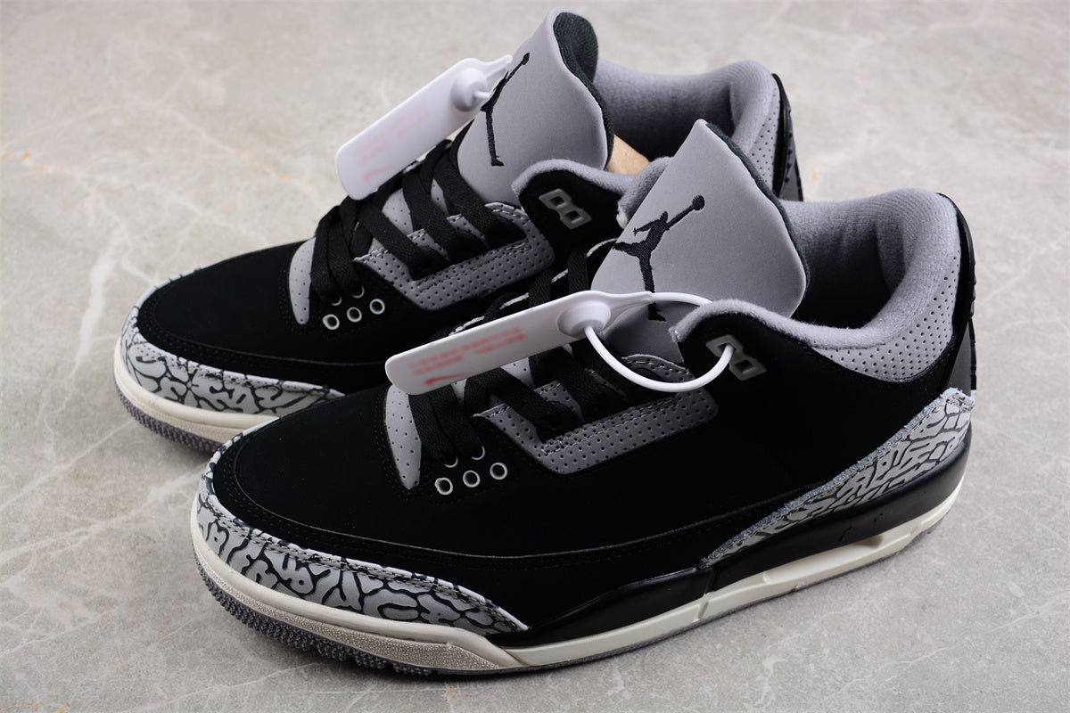 Jordan 3s Black Off noir