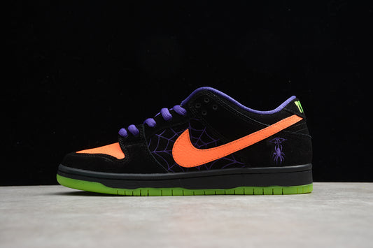 SB Dunks spider black and orange
