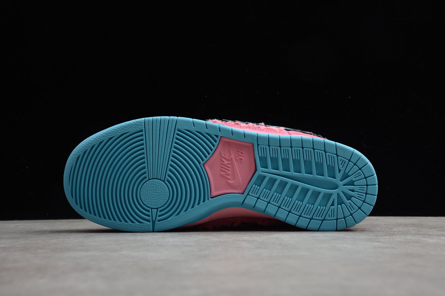 SB Dunks Grateful dead bear pink