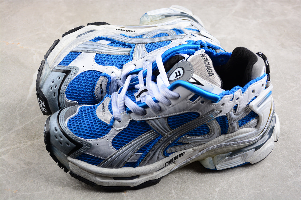 Balenciaga Runner Trainers | Blue and white