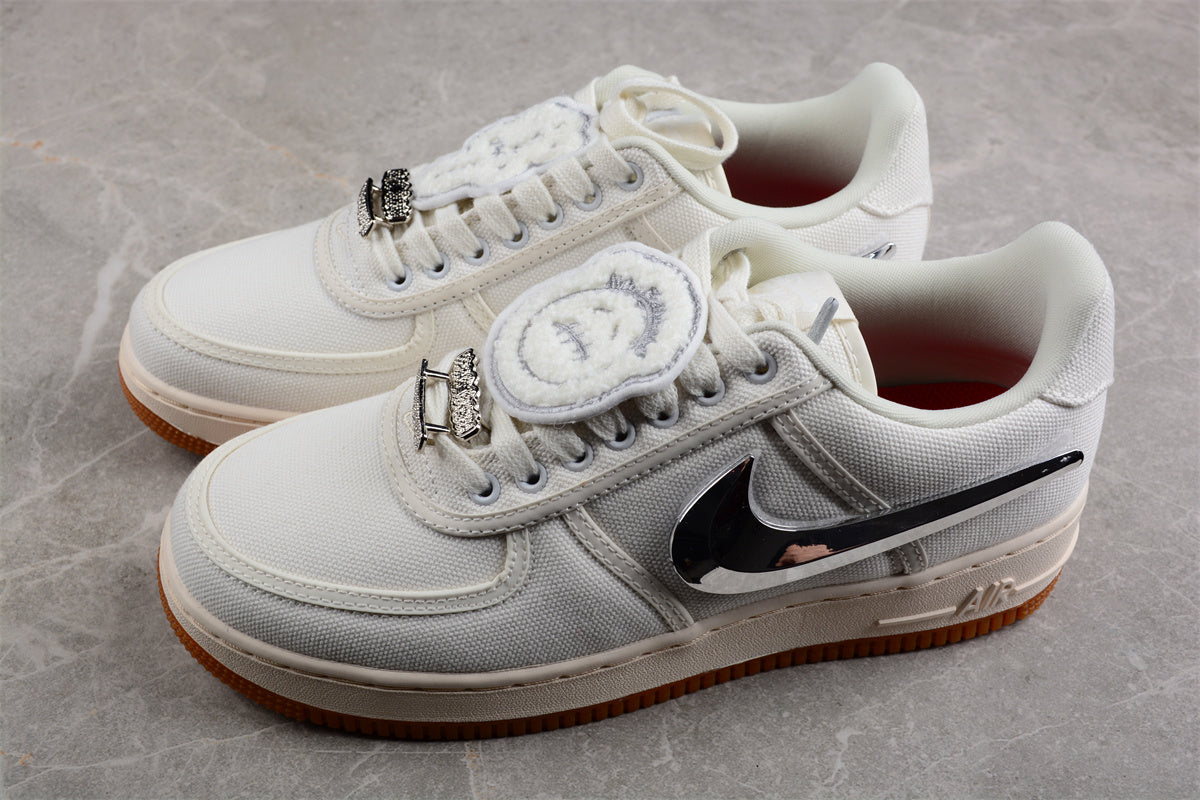 Air forces x travis scott