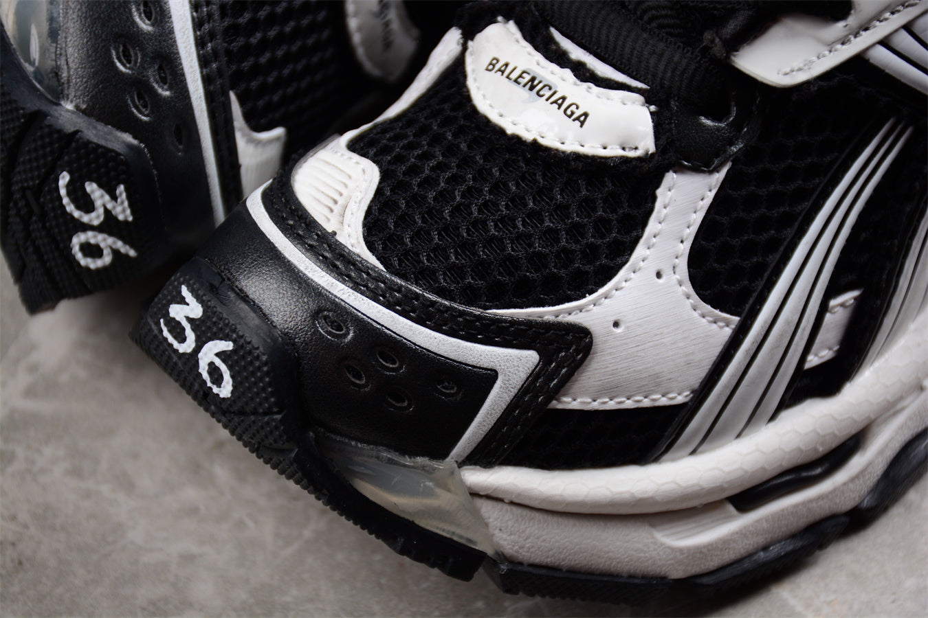 Balenciaga Runner Trainers | Black and white