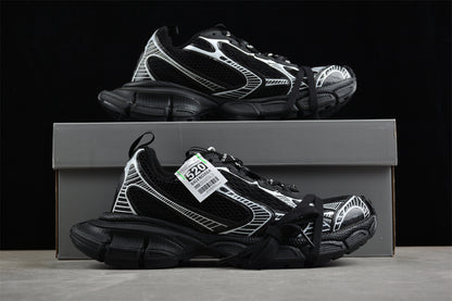 Balenciaga 3xl | black and white
