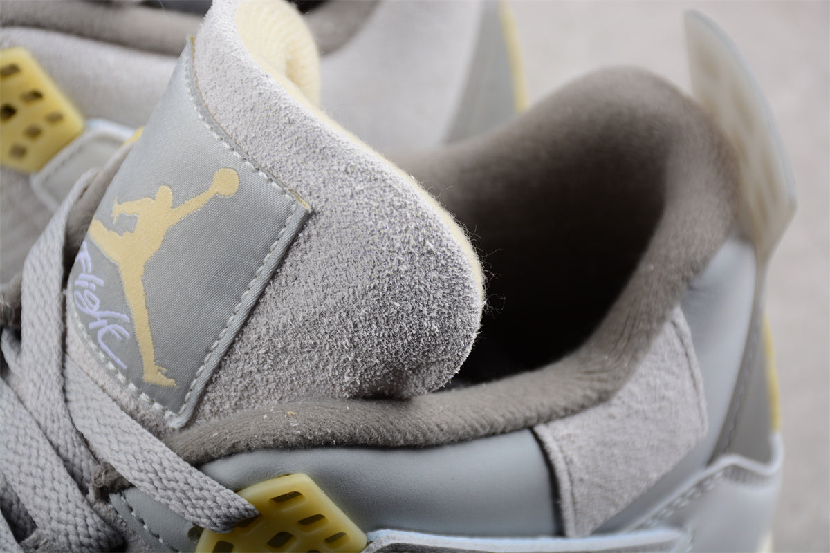 Air Jordan 4 Retro SE Craft 'Photon Dust'